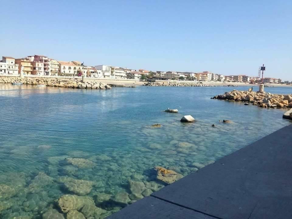 시로마리나 Climatizzato In Centro A 100M Dal Mare 빌라 외부 사진